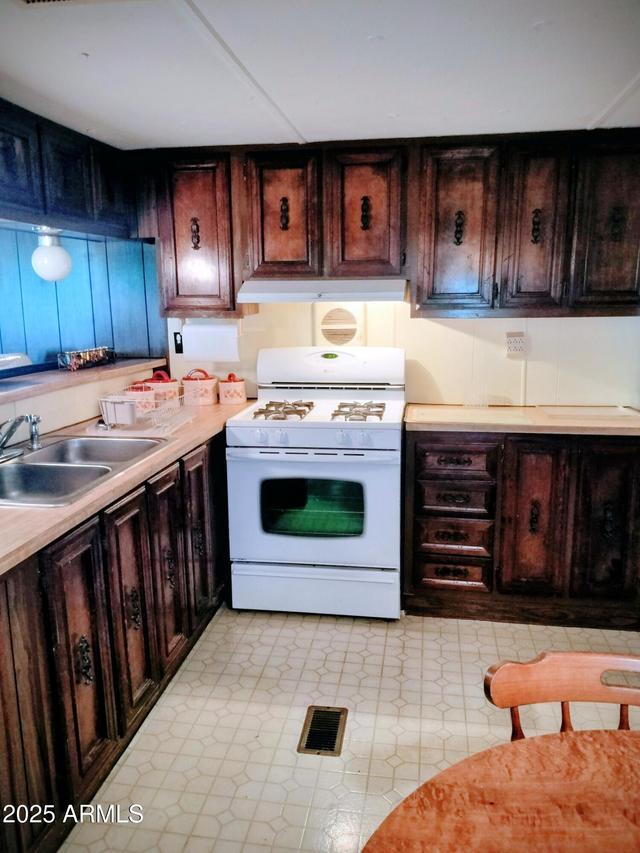 1505 N Evergreen St. #42, Chandler, AZ 85225