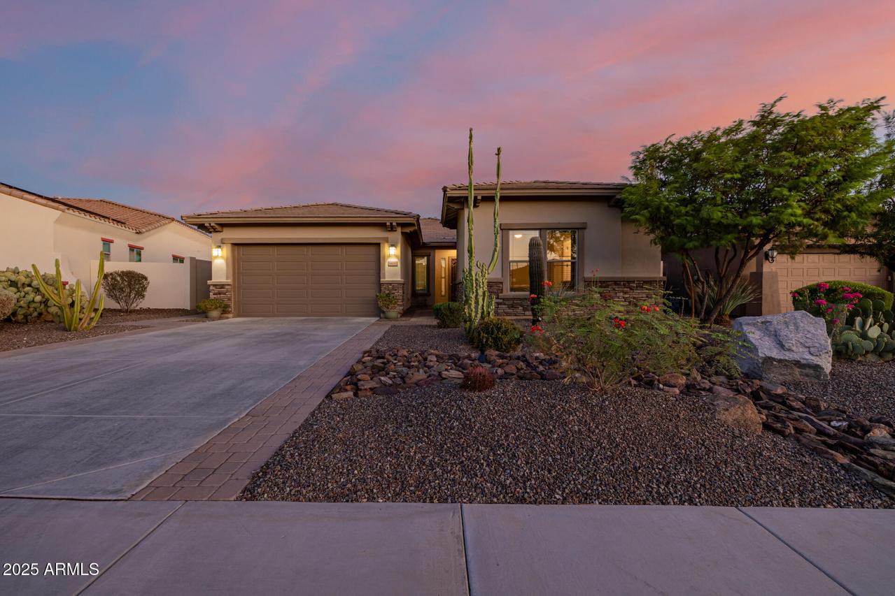 18211 W Sequoia Dr., Goodyear, AZ 85338