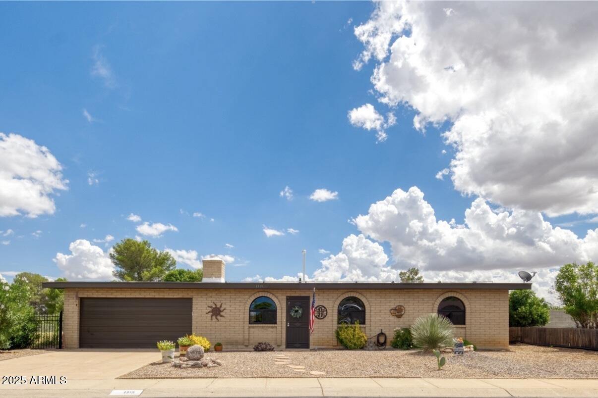 1315 Calle Estudiante, Sierra Vista, AZ 85635