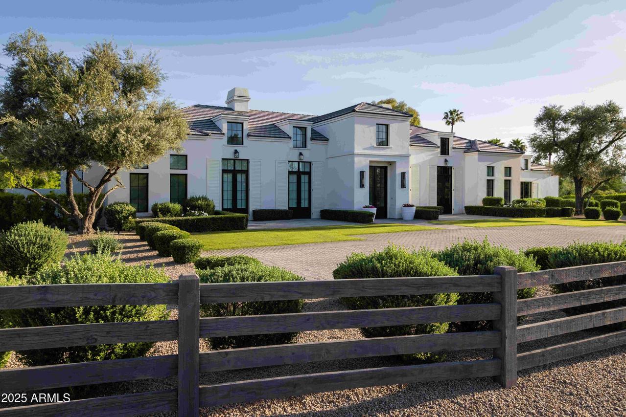 6716 E Malcomb Dr., Paradise Valley, AZ 85253