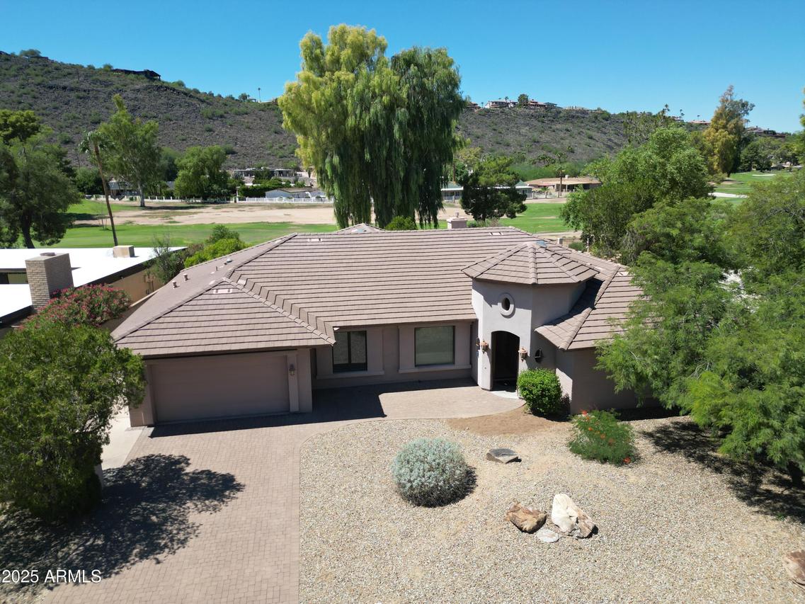 722 W Moon Valley Dr., Phoenix, AZ 85023
