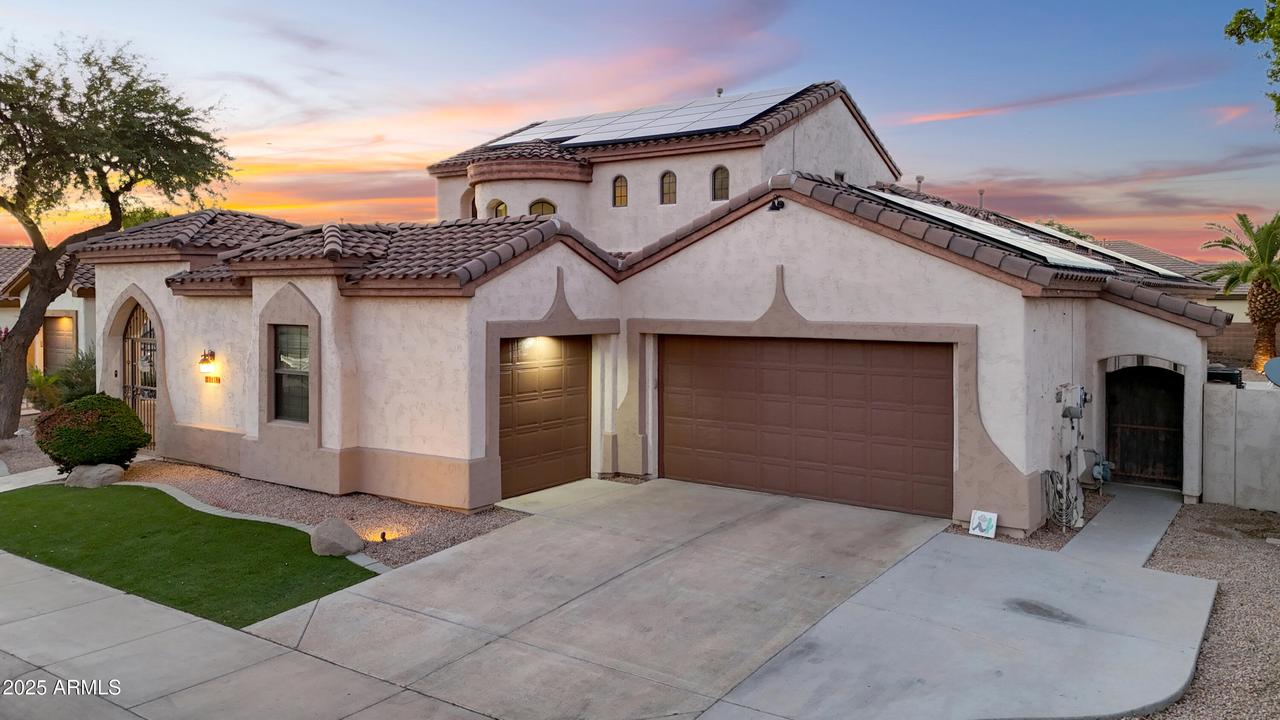 14582 W Wilshire Dr., Goodyear, AZ 85395