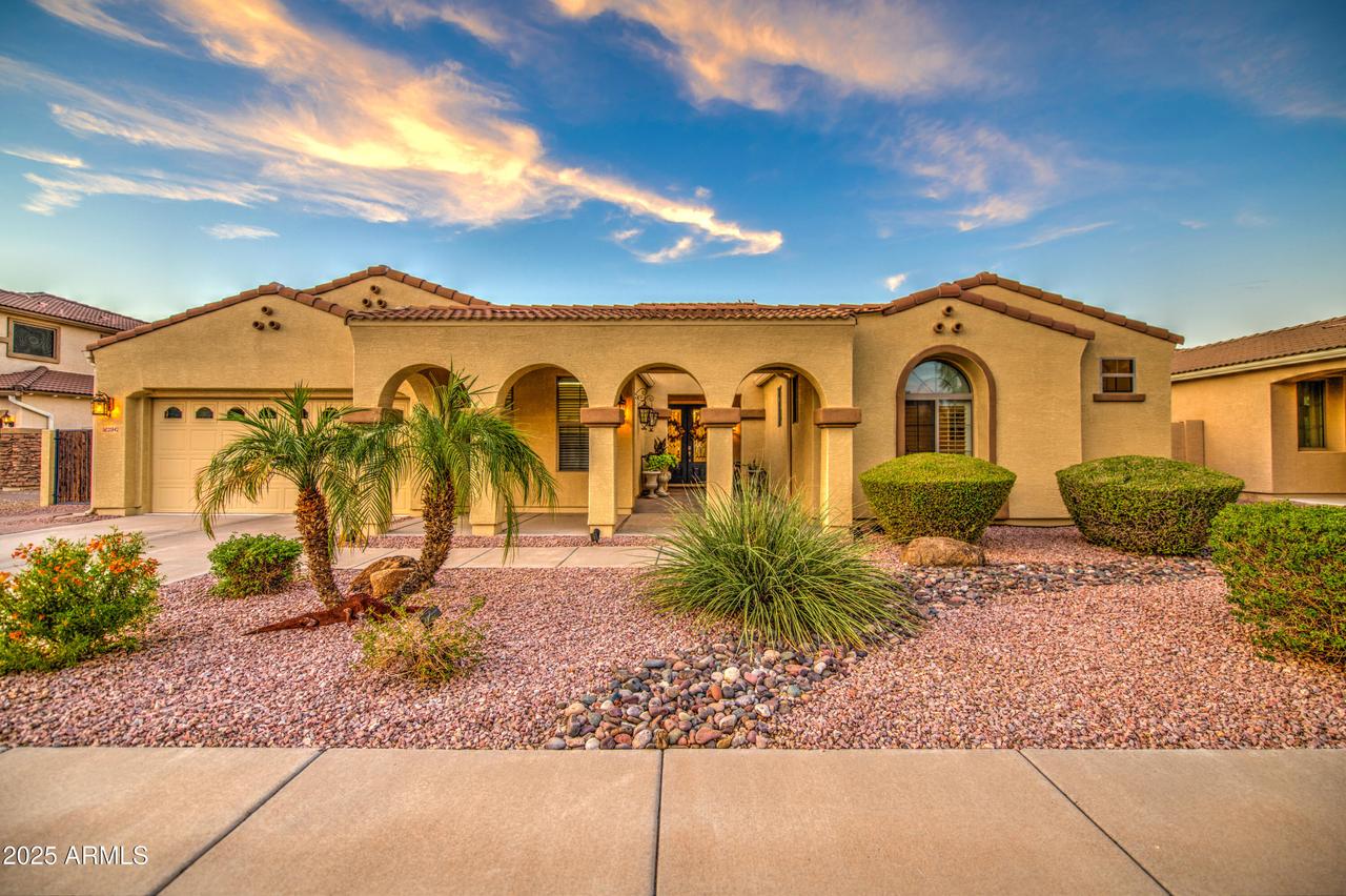 21842 E Via De Olivos, Queen Creek, AZ 85142
