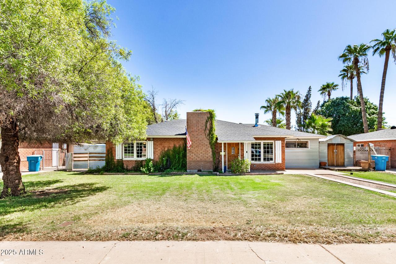 6141 N 16th Dr., Phoenix, AZ 85015