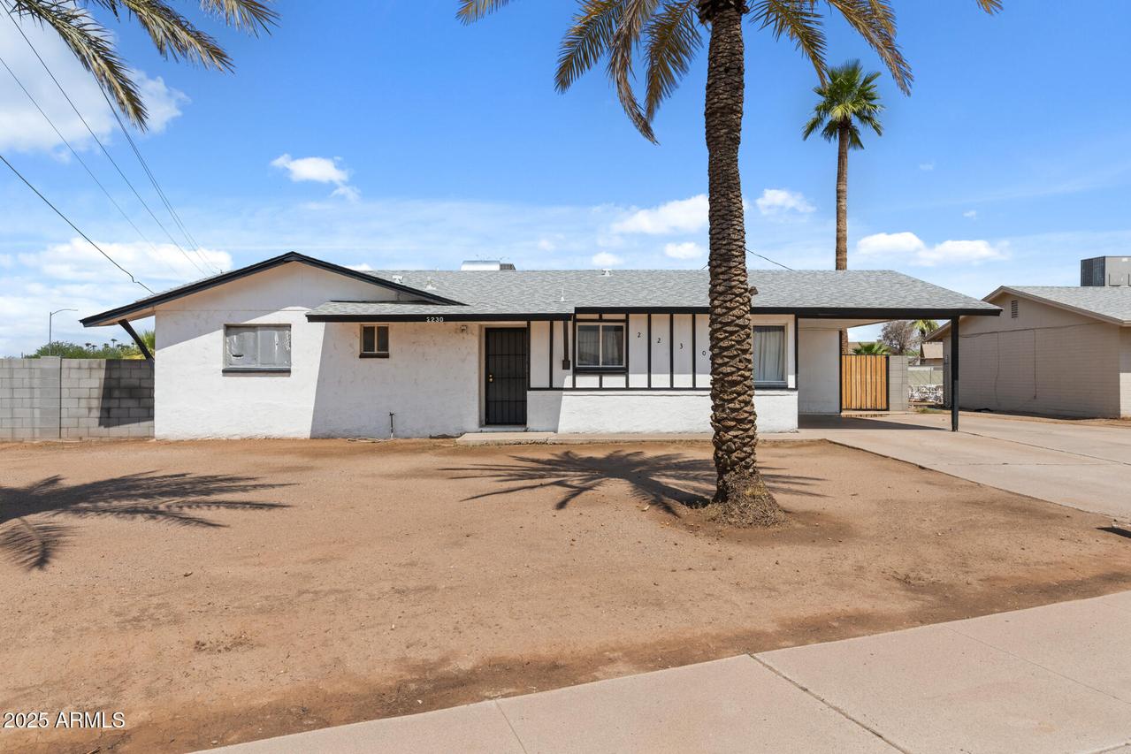 2230 E Chipman Rd., Phoenix, AZ 85040