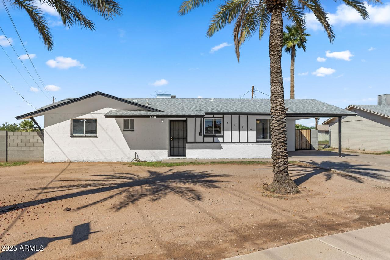 2230 E Chipman Rd., Phoenix, AZ 85040