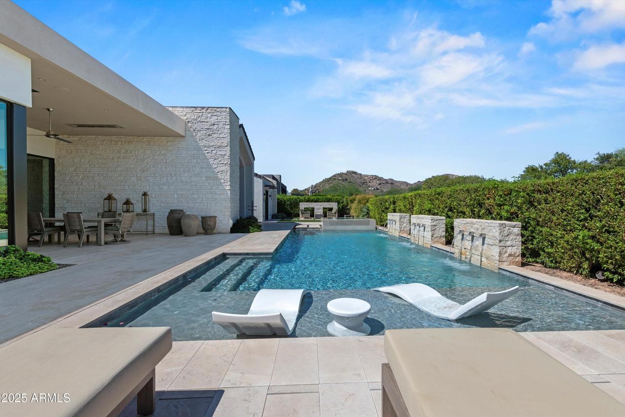 6838 E Joshua Tree Ln., Paradise Valley, AZ 85253