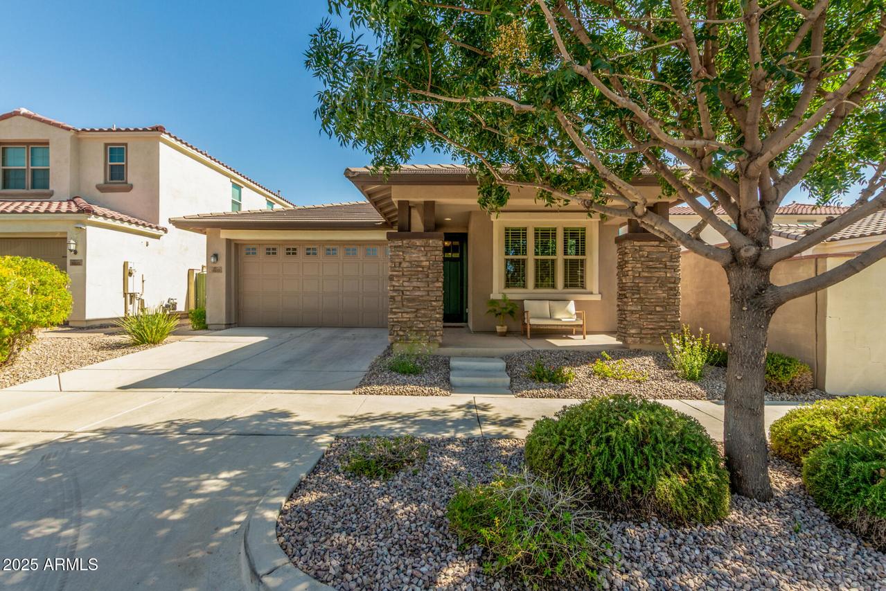 10517 E Durant Dr., Mesa, AZ 85212