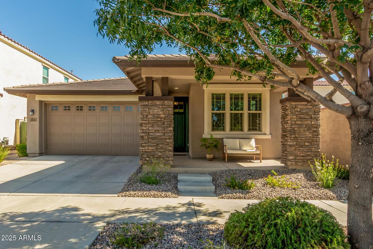 10517 E Durant Dr., Mesa, AZ 85212