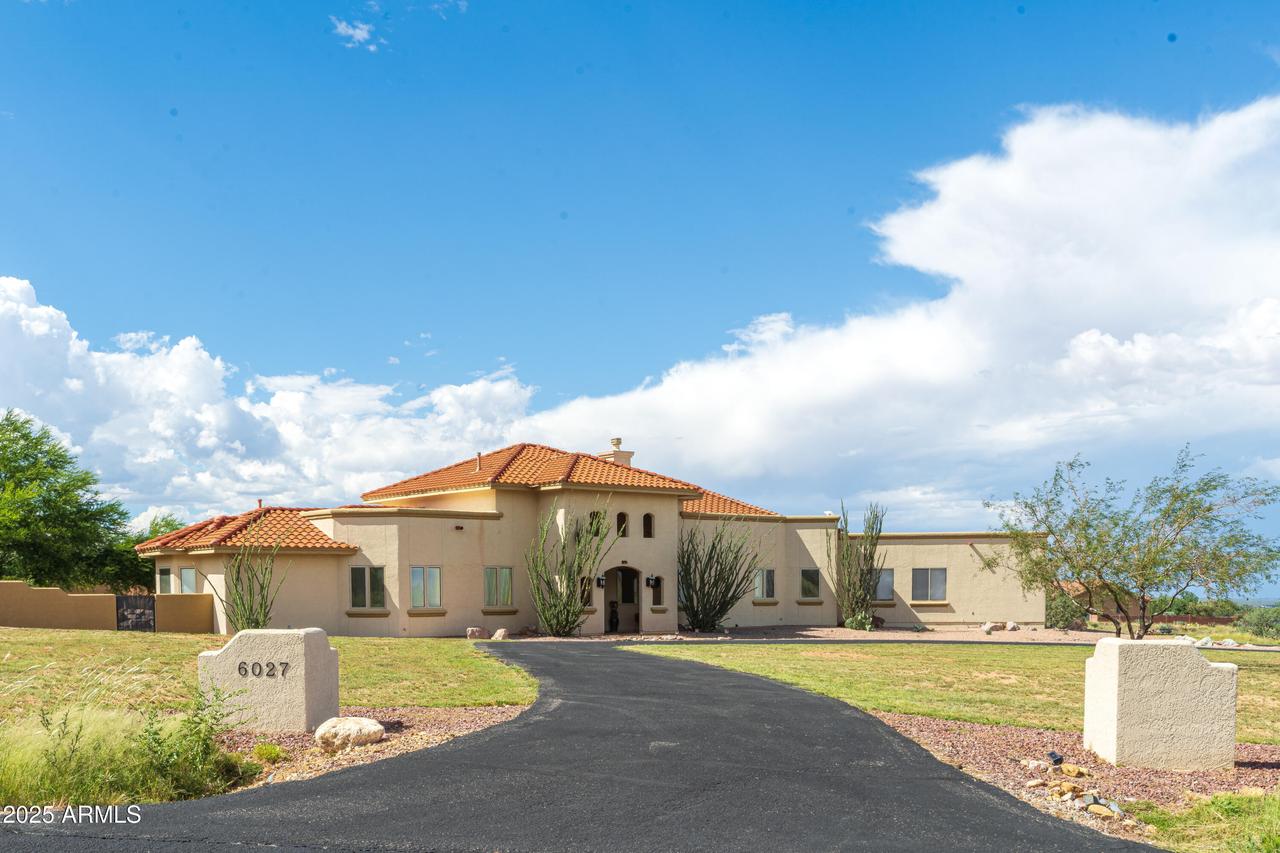 6027 E Andalusian Ct., Hereford, AZ 85615