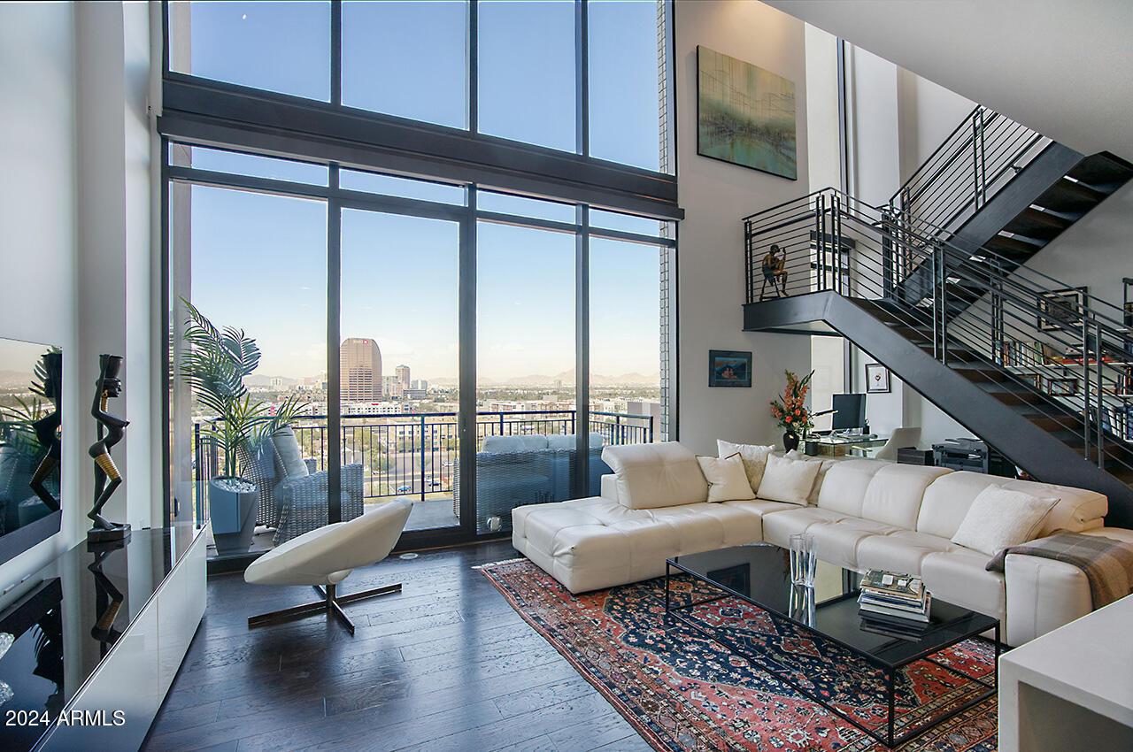 200 W Portland St. #1312, Phoenix, AZ 85003