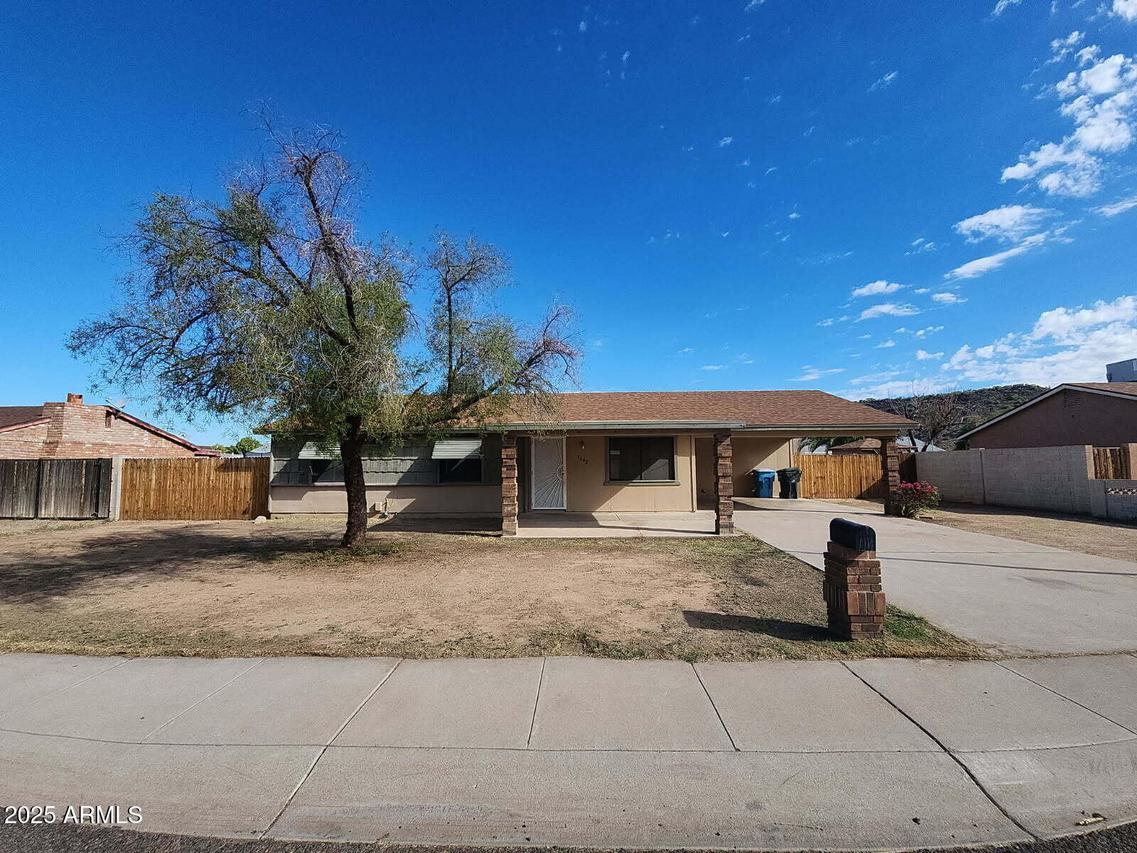 1642 W Pershing Ave., Phoenix, AZ 85029