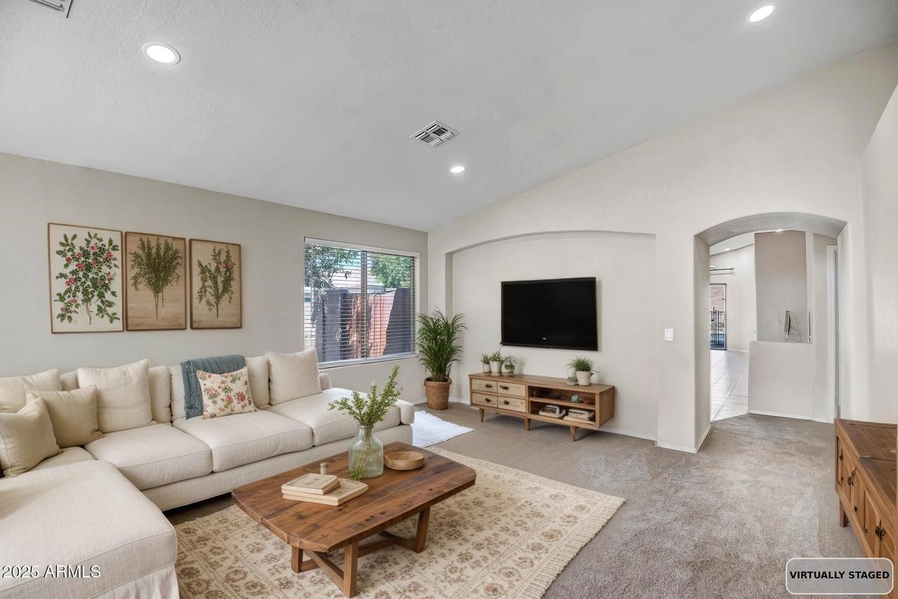 6426 W Prickly Pear Tr., Phoenix, AZ 85083