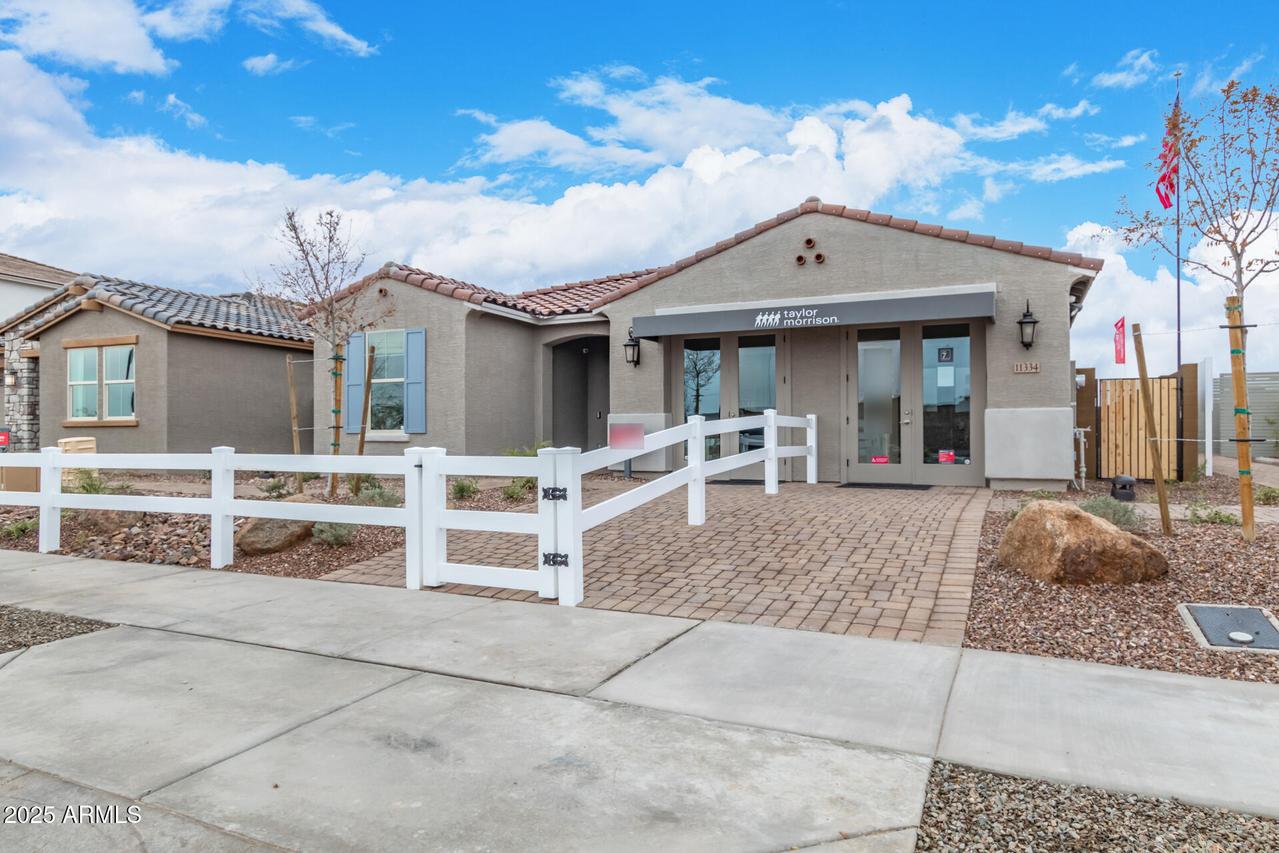 11334 N 168 Dr., Surprise, AZ 85388