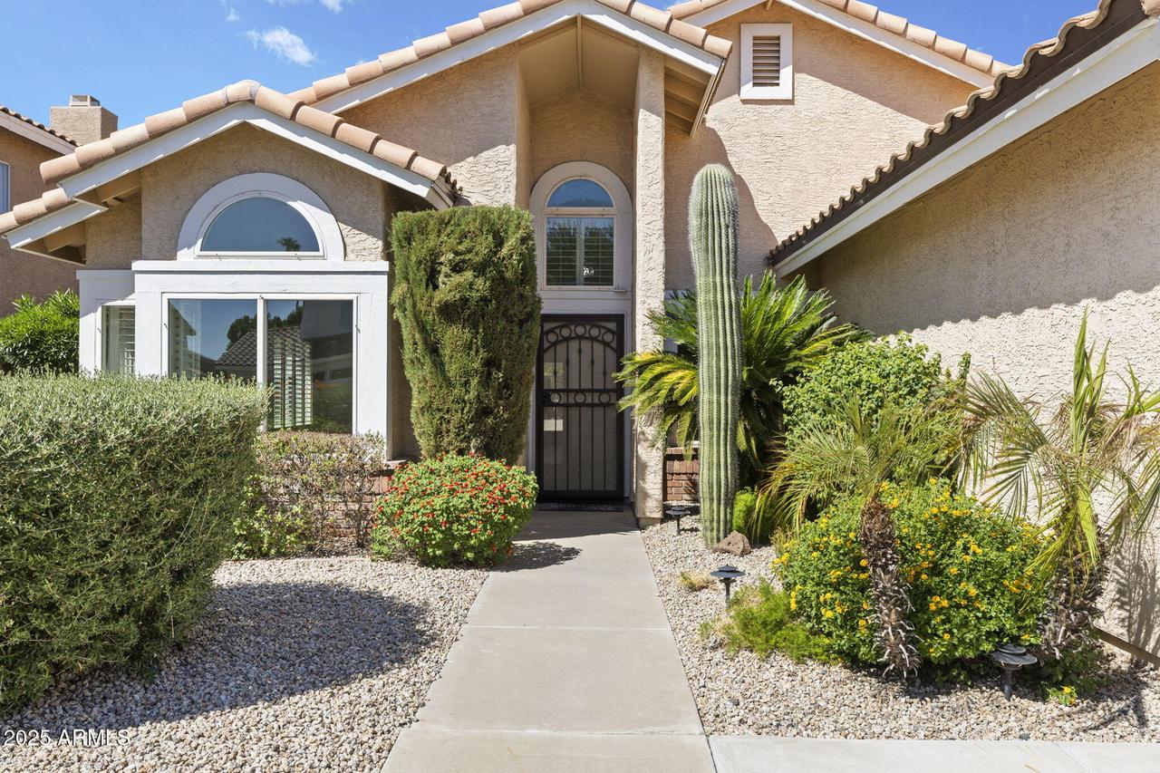 16018 N 48th Pl., Scottsdale, AZ 85254