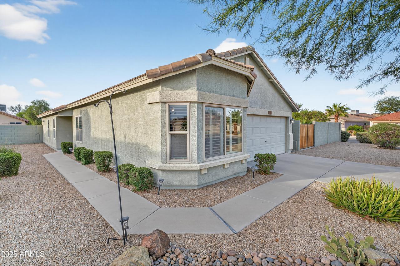 1110 E Nardini St., San Tan Valley, AZ 85140