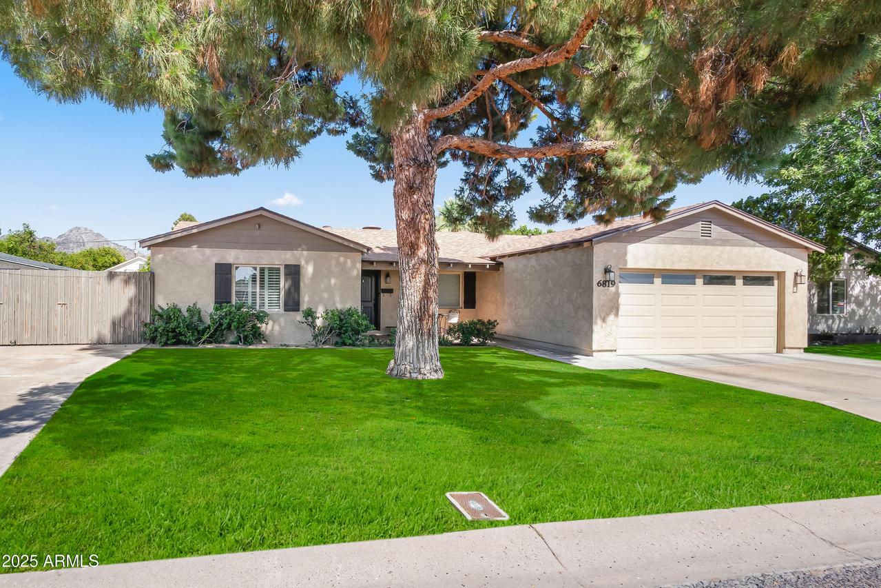 6819 N 10th Pl., Phoenix, AZ 85014