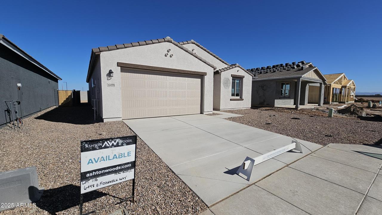 6498 E Fiddleneck Way, San Tan Valley, AZ 85140