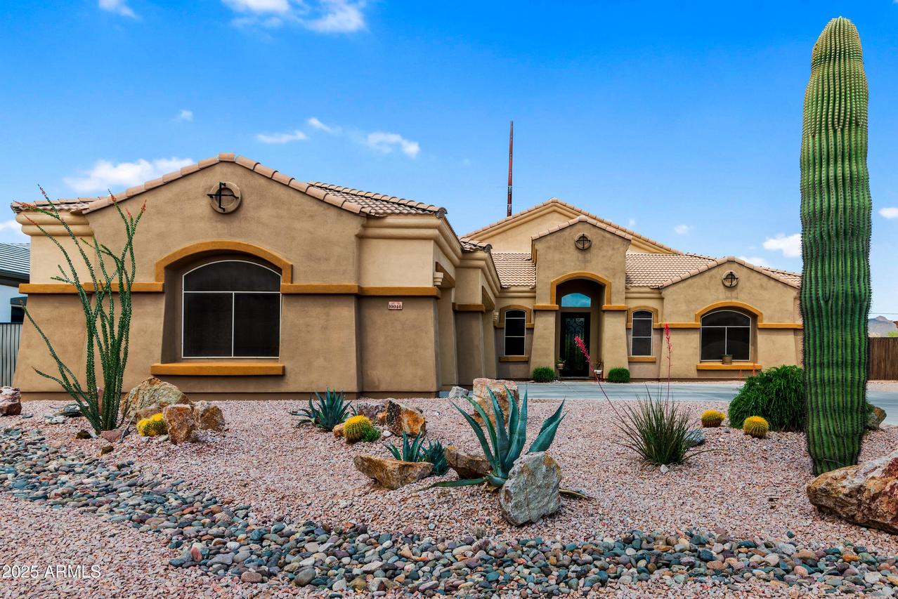 10040 E Grandview St., Mesa, AZ 85207