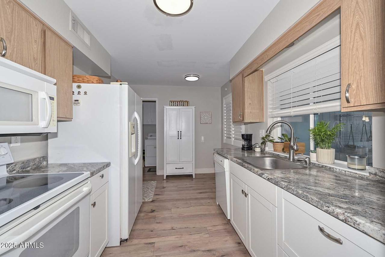 13441 N 109th Ave., Sun City, AZ 85351