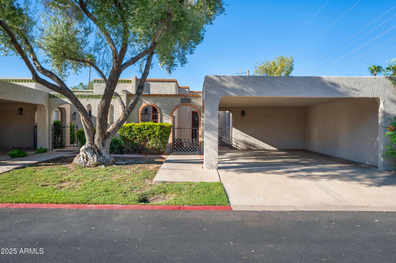 1172 E Cochise Dr., Phoenix, AZ 85020