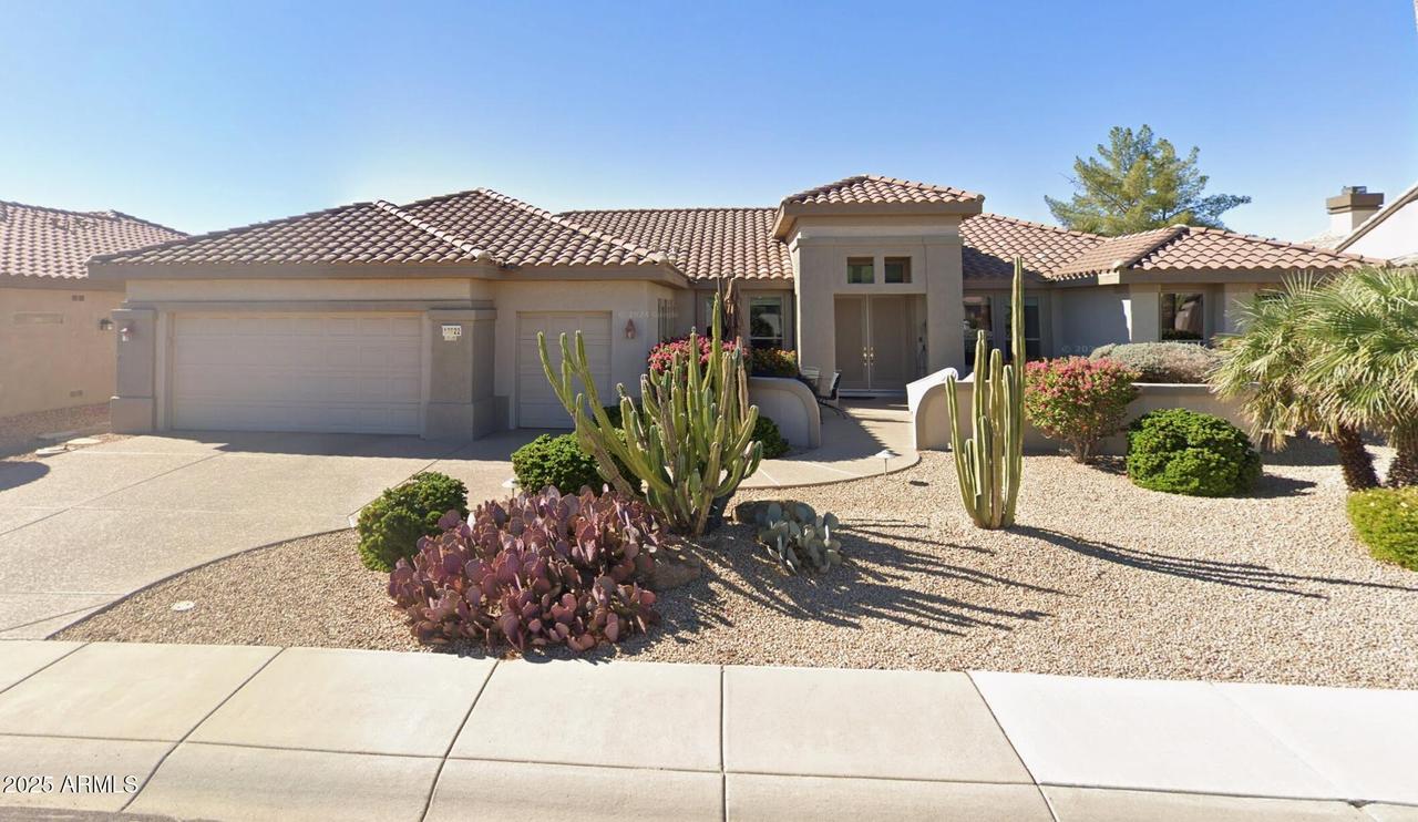 17522 N Ironhorse Dr., Surprise, AZ 85374