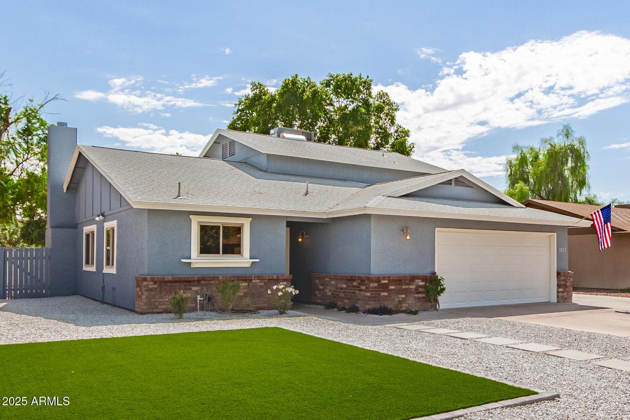 1821 W Curry Dr., Chandler, AZ 85224