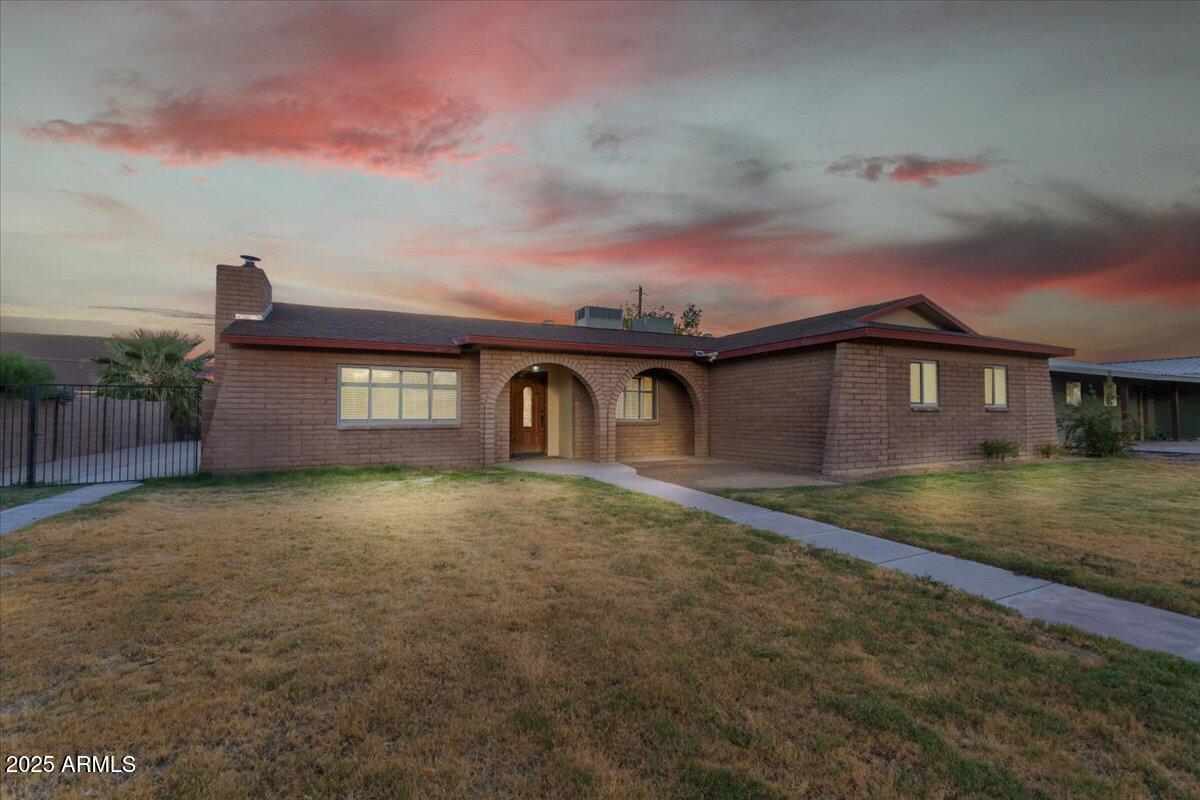 1609 S 12th Ave., Safford, AZ 85546