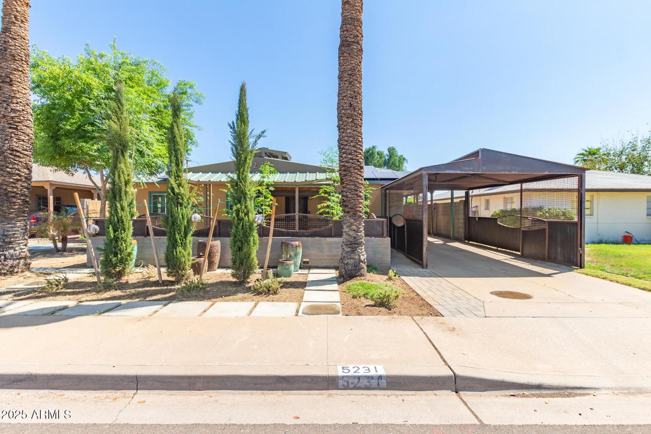 5231 N 8th Pl., Phoenix, AZ 85014