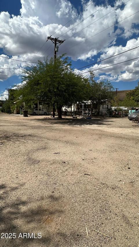4518 Broadway #n/a, Claypool, AZ 85532