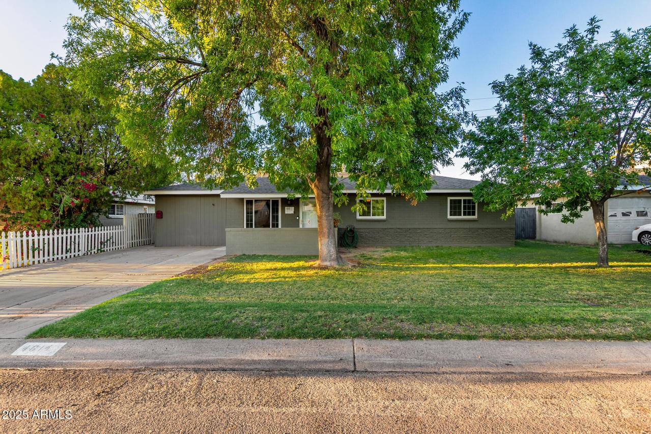 4614 E Cypress St., Phoenix, AZ 85008