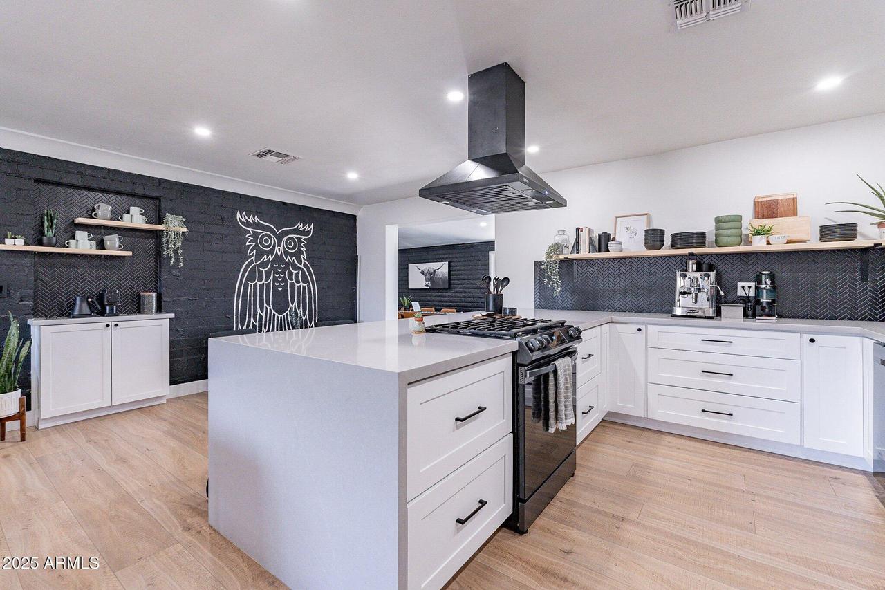 380 W Shannon St., Chandler, AZ 85225