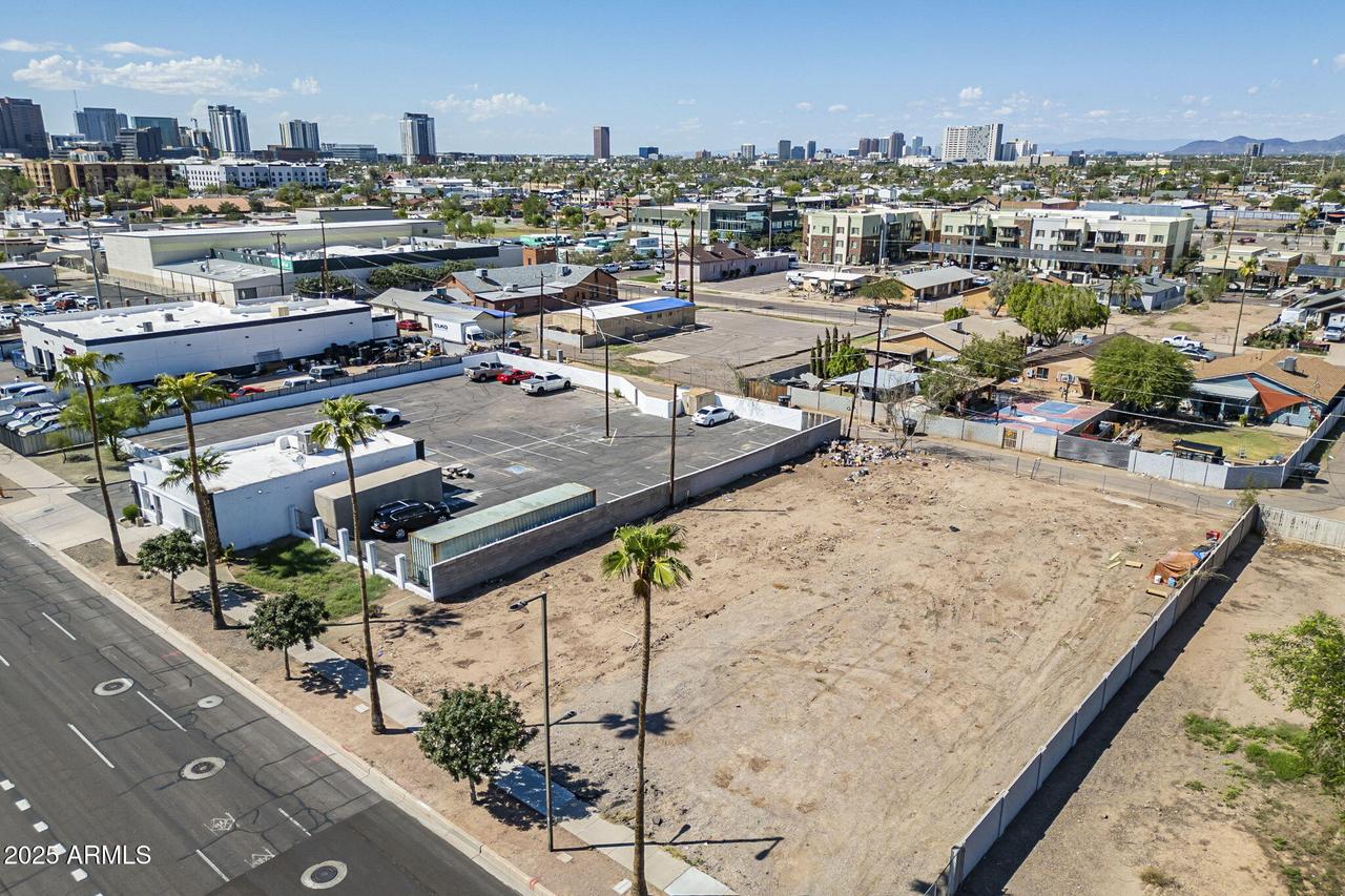 1426 E Washington St. #19 & 20, Phoenix, AZ 85034