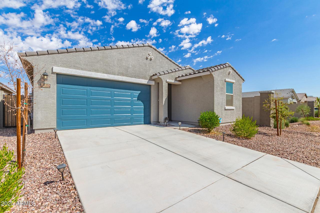 17404 W Sunnyslope Ln., Waddell, AZ 85355