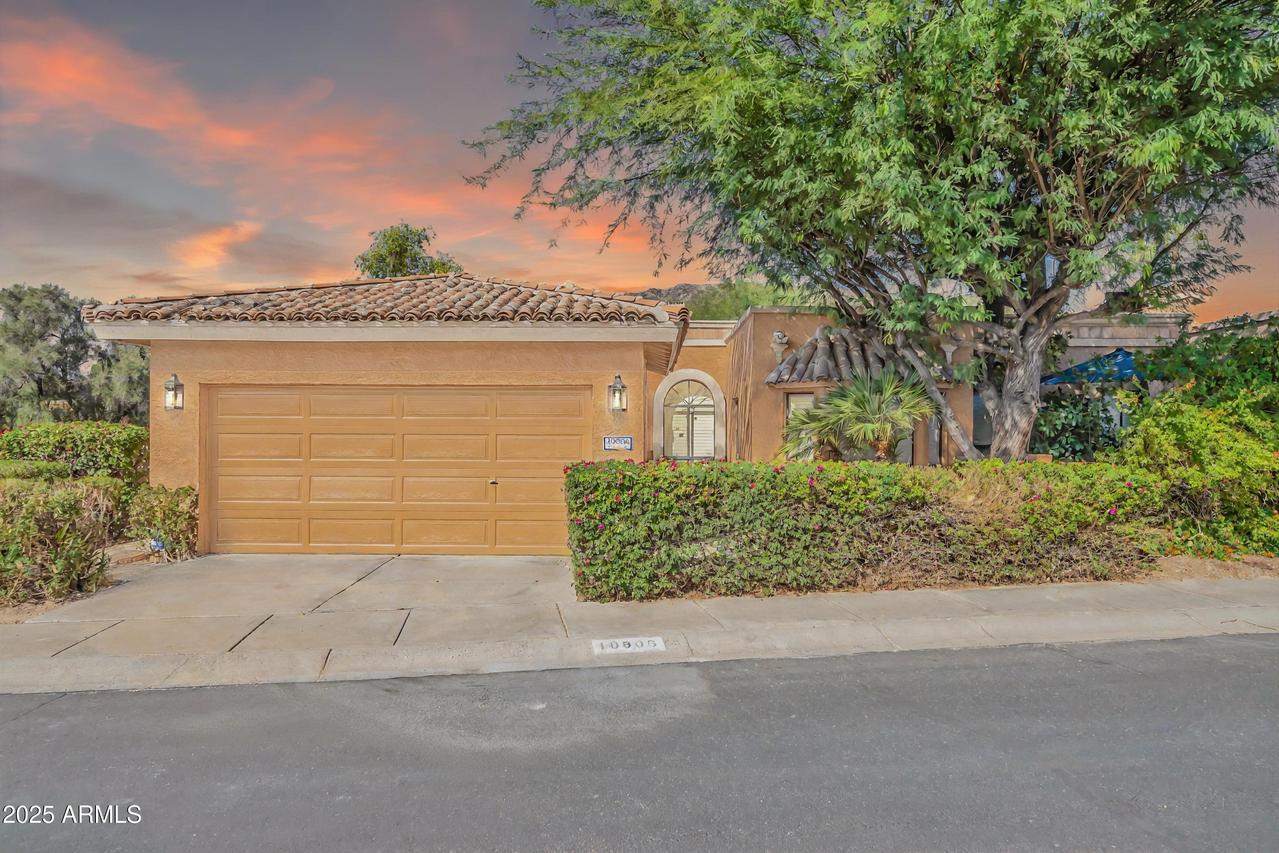 10806 N 11th St., Phoenix, AZ 85020