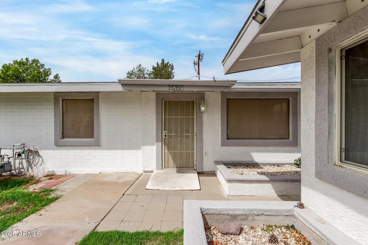 10620 W Oakmont Dr., Sun City, AZ 85351