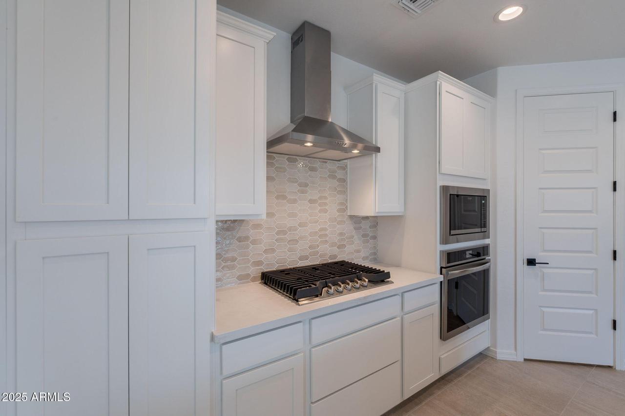 32033 N 117th Ave., Peoria, AZ 85383
