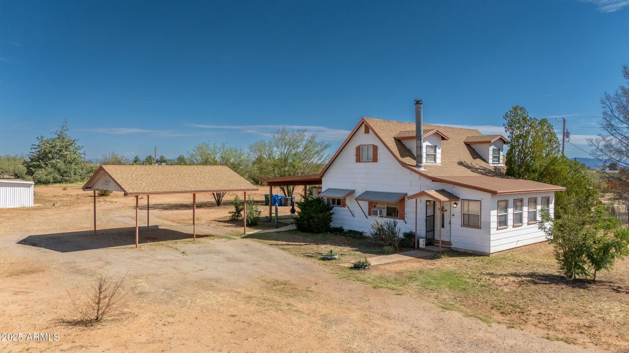 219 E Hamel Rd., Huachuca City, AZ 85616