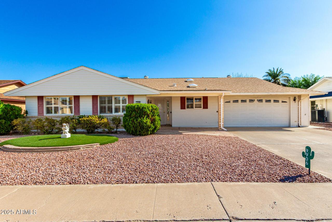 9906 W Kingswood Cir., Sun City, AZ 85351
