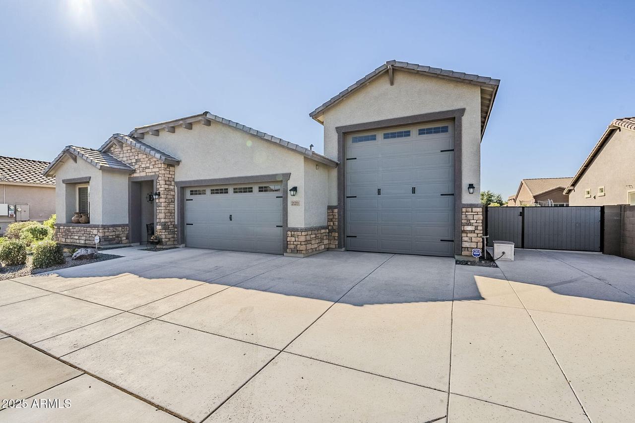 21211 E Camacho Rd., Queen Creek, AZ 85142