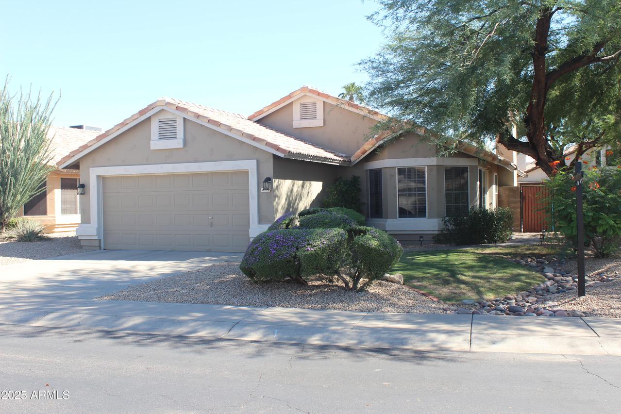 4321 E Rosemonte Dr., Phoenix, AZ 85050
