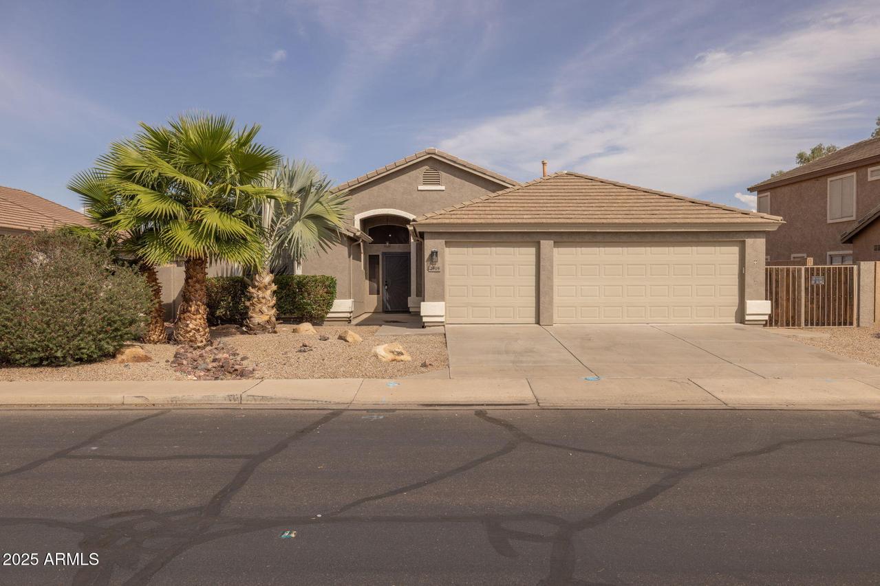 2919 S Chatsworth, Mesa, AZ 85212