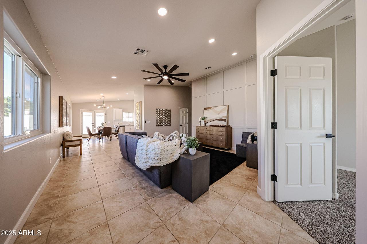 10334 E Diamond Ave., Mesa, AZ 85208