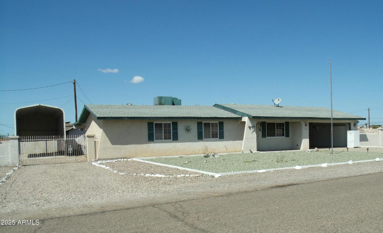 985 Hurricane Dr., Lake Havasu City, AZ 86403