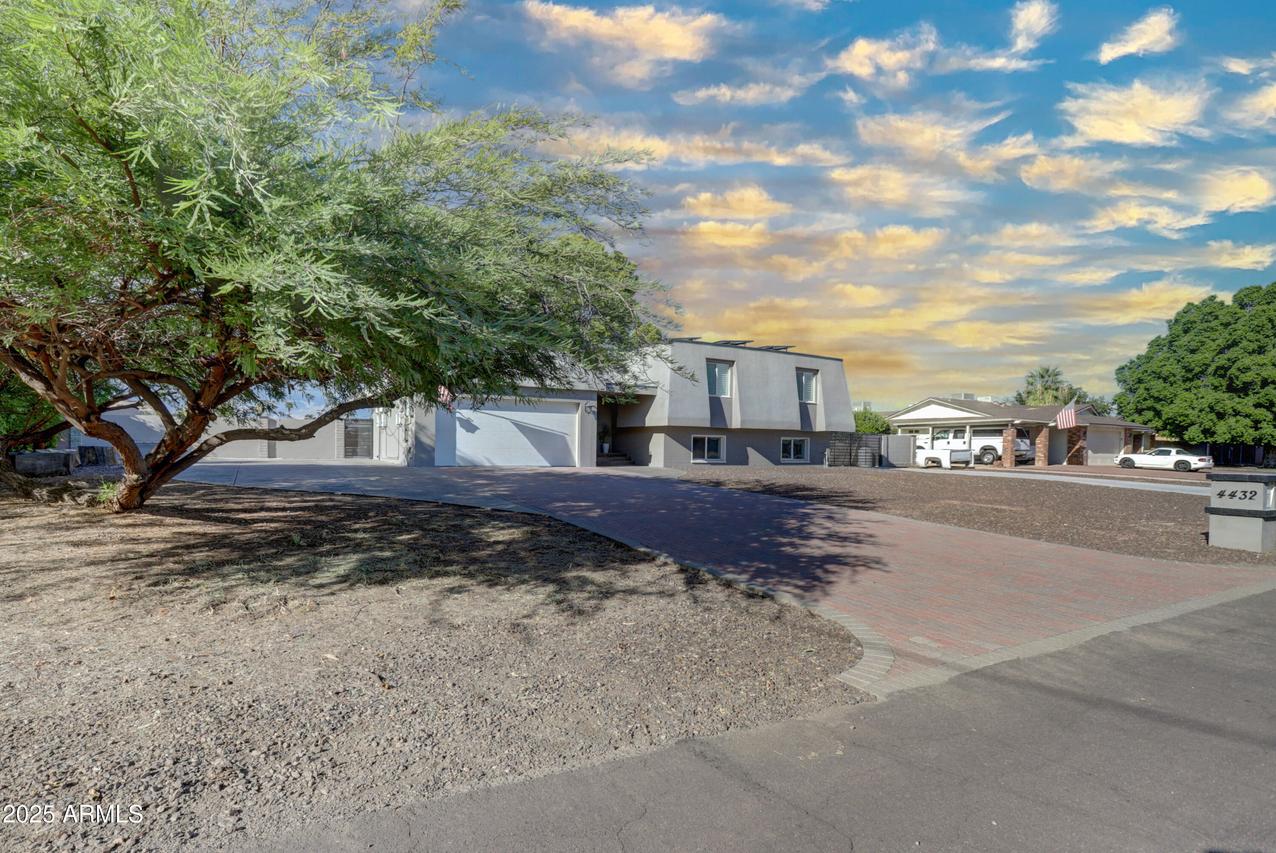 4432 W Monte Cristo Ave., Glendale, AZ 85306
