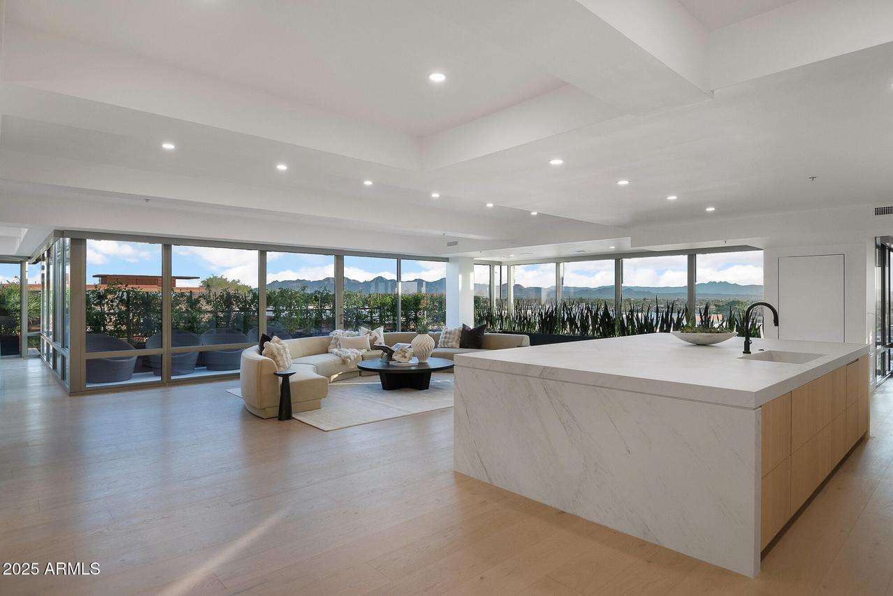 7157 E Rancho Vista Dr. #7006, Scottsdale, AZ 85251