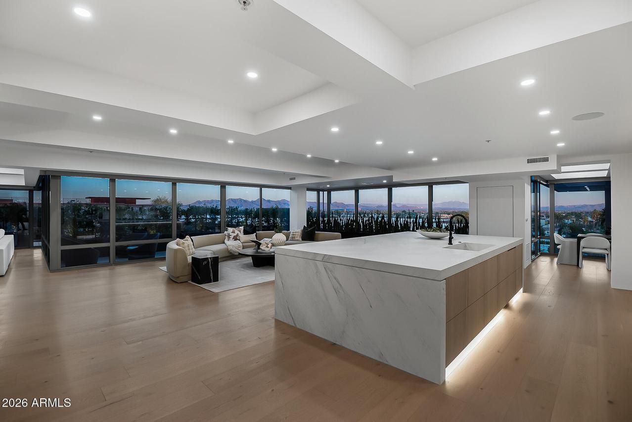 7157 E Rancho Vista Dr. #7006, Scottsdale, AZ 85251