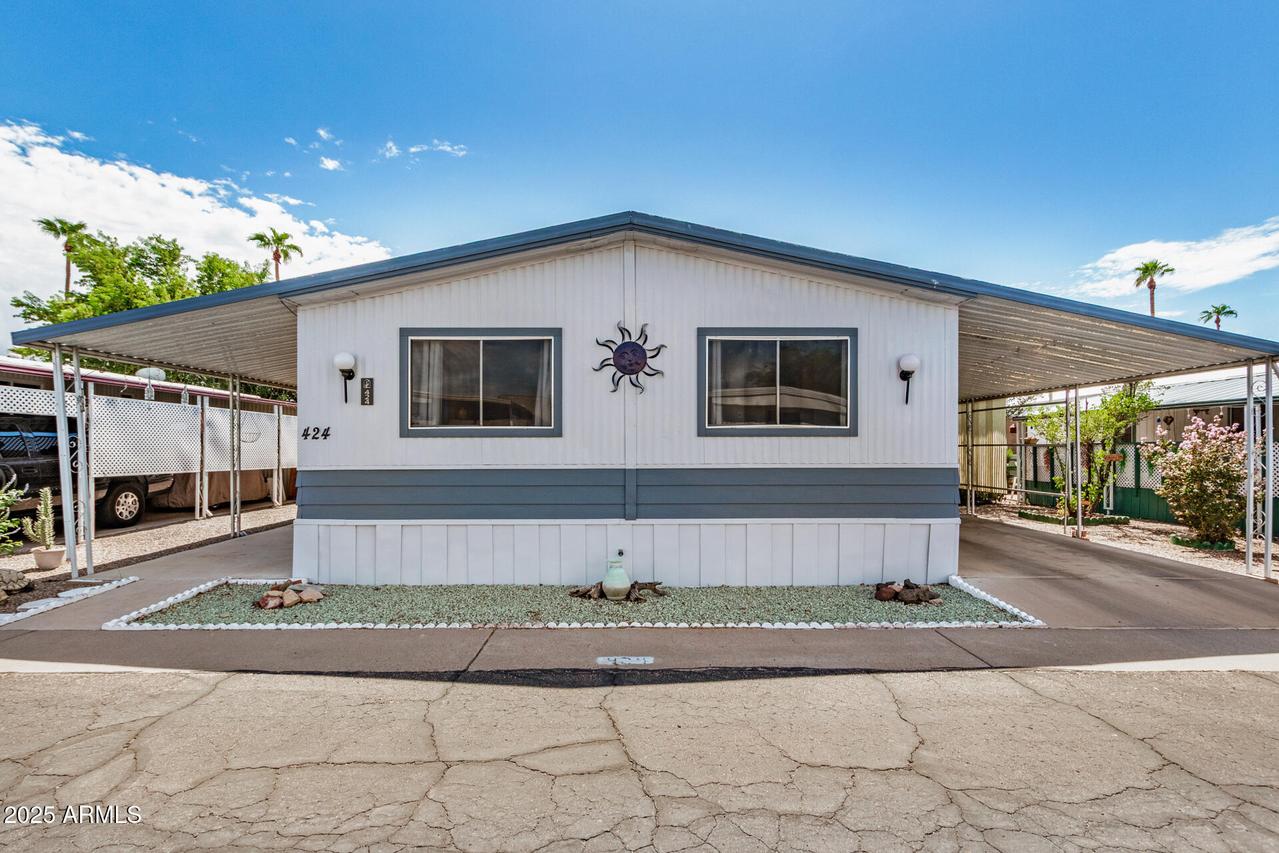305 S Val Vista Dr. #424, Mesa, AZ 85204
