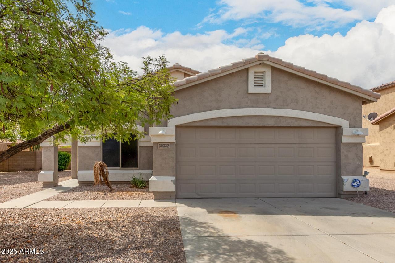 30332 N Desert Willow Blvd., San Tan Valley, AZ 85143