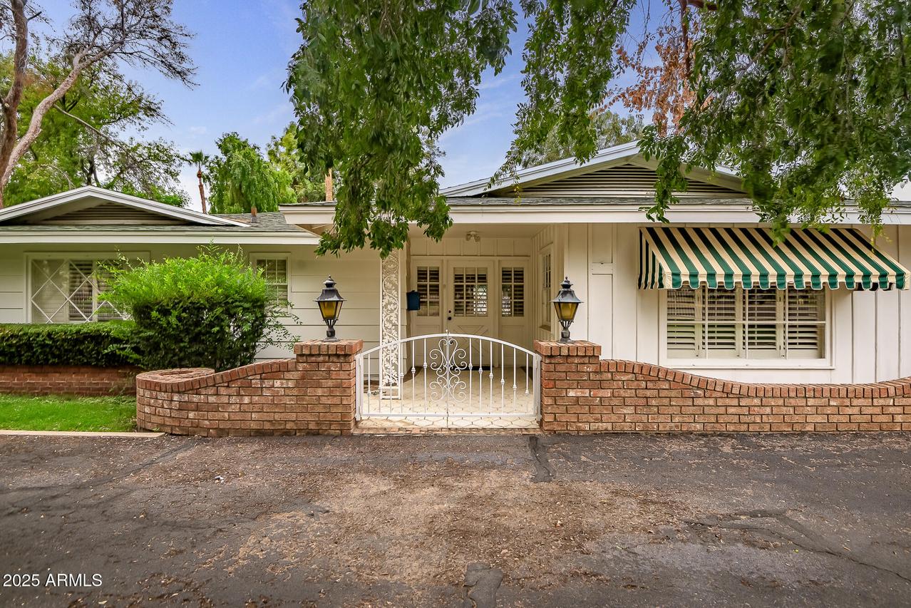5126 N 24th St., Phoenix, AZ 85016